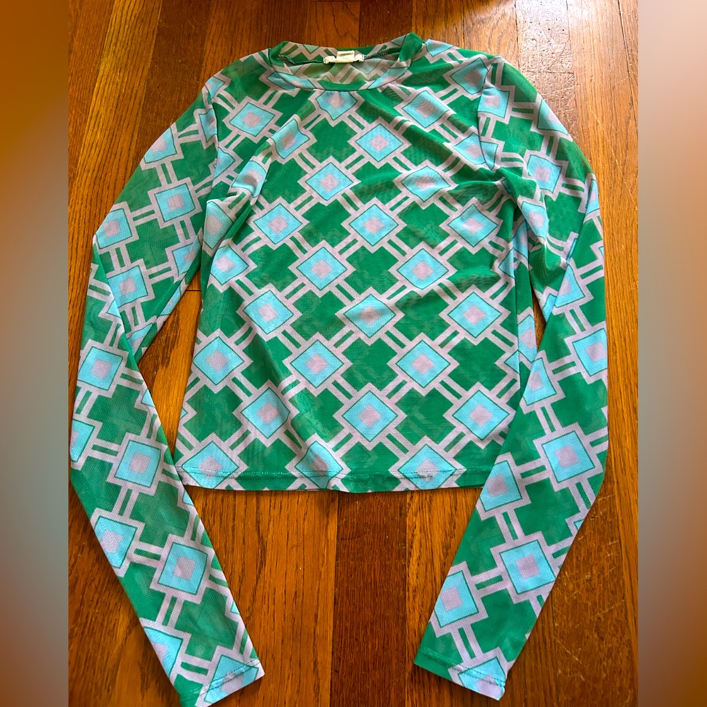 Tilly’s full tilt mesh long sleeve shirt